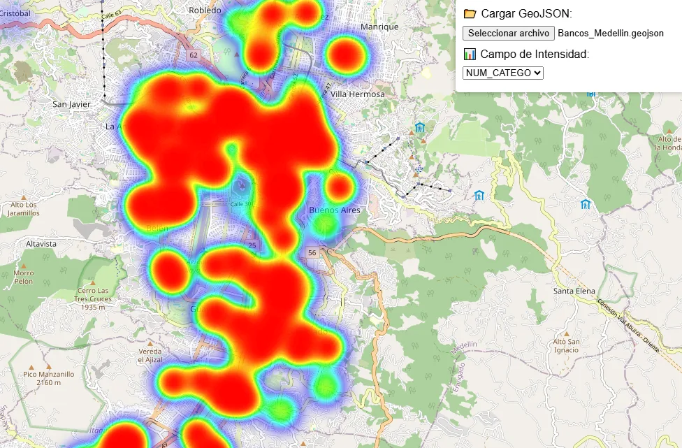 Mapa de calor en Leaflet de bancos de Medellín cargados desde un GeoJSON con el campo de intensidad